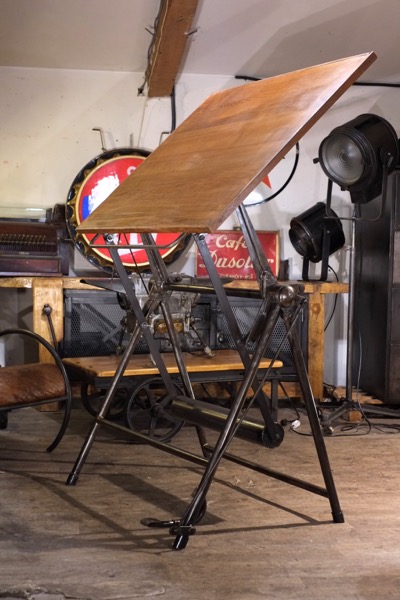 table a dessin heliolithe  chene clair pied metal